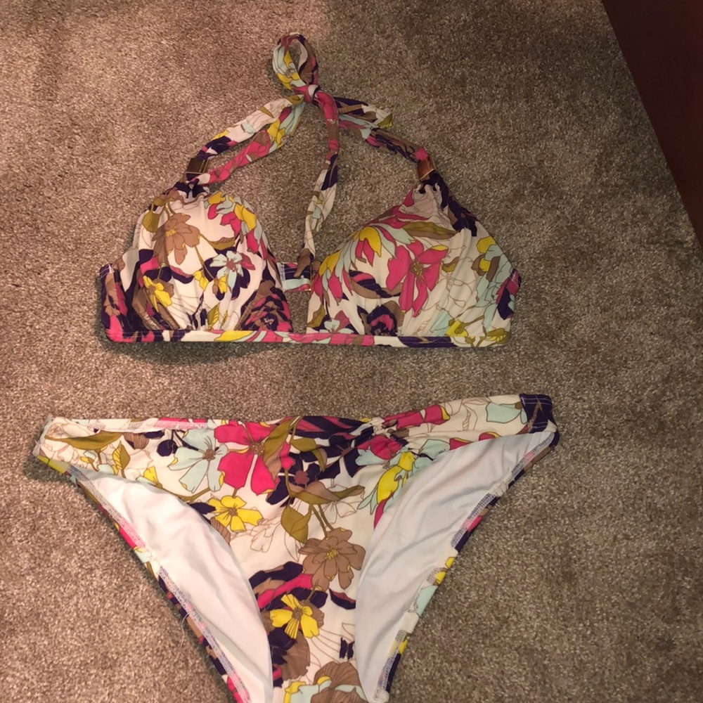 Victoria’s Secret swimsuit